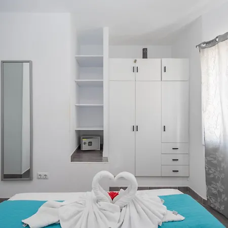 2br Luxurious Duplex In Puerto Rico 펜션 *